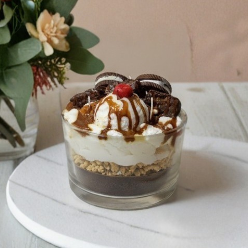 🍫 Oreo Brownie Delight – Hot Chocolate Soy Candle (24oz, 3-Wick)